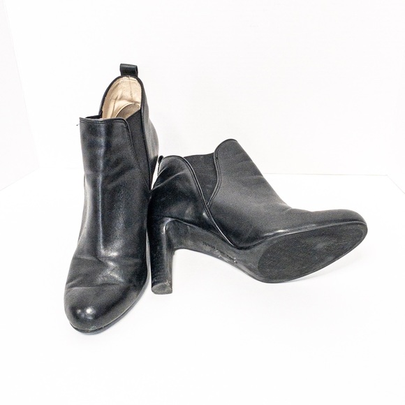 Jones New York | Black Leather Booties - Picture 4 of 5